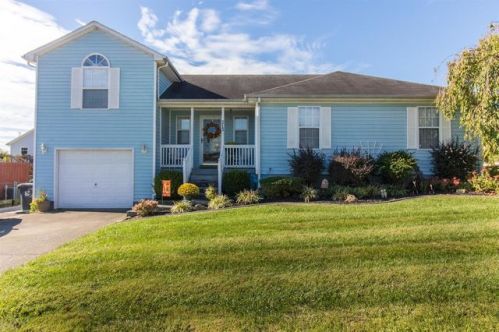 213 Brittany Cir, Richmond, KY 40475-2367