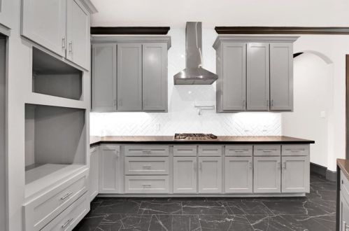 15475 Conroe Dr, Conroe TX 77384-3419 exterior