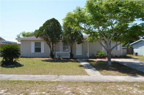 1096 Gerona Ave, Deltona, FL 32725-6438