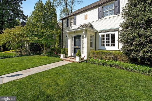 3810 49th St, Washington, DC 20016-2304