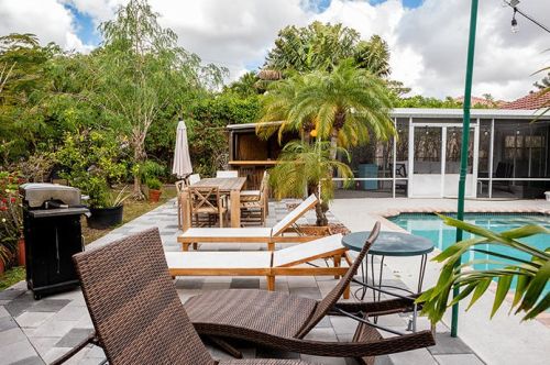 4836 Lee Rd, Delray Beach FL  33445-3287 exterior