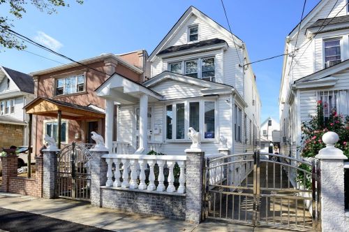 104-46 115th St, Jamaica, NY 11419-1303