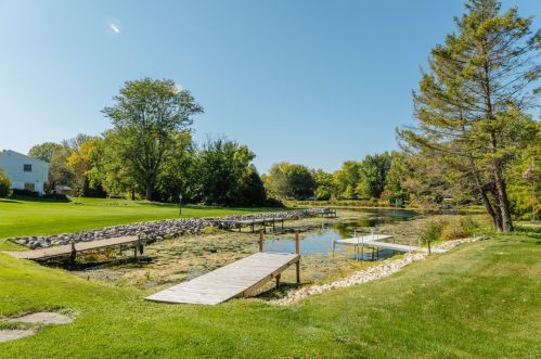 7750 Martha Cir, Waterford, WI 53185-2039