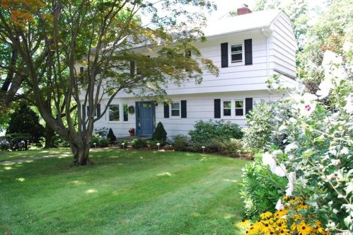 71 Old Lyme Rd, Purchase, NY 10577-1520