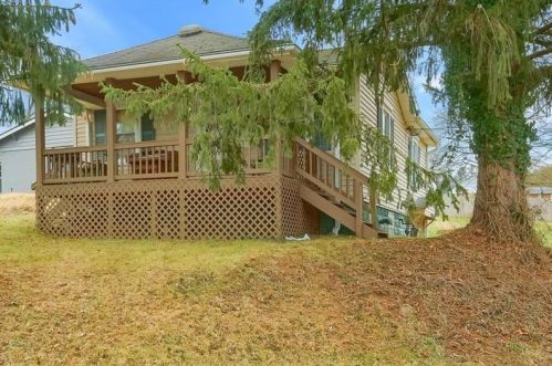 1500 Fernhurst Ave, Moon Twp, PA 15108-3022