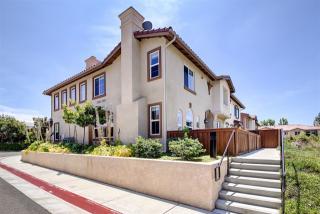 1343 Isabella Way, Vista, CA 92084-4021