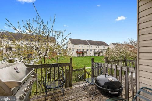 238 Northdown Dr, Dover DE  19904-9757 exterior