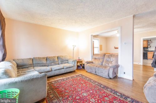 3202 Hazelwood Ave, Downingtown, PA 19335-2025