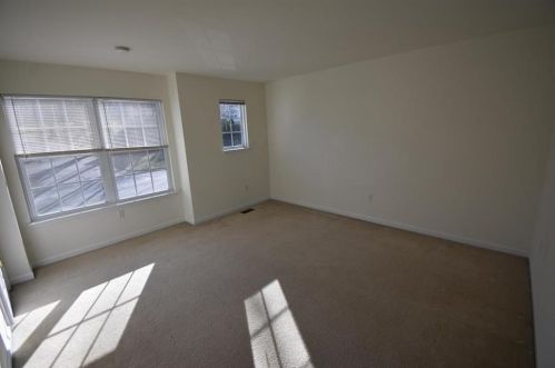 97 Highlands Blvd, Easton PA  18042-7262 exterior