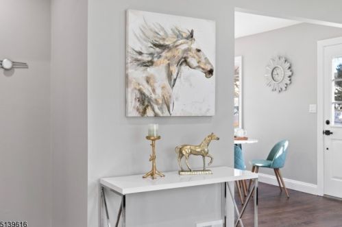 8 Mary Ln, Fanwood NJ  07023-1009 exterior