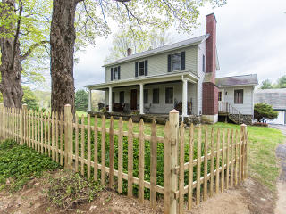 823 Canaan Rd, Canaan, NY 12029-1810