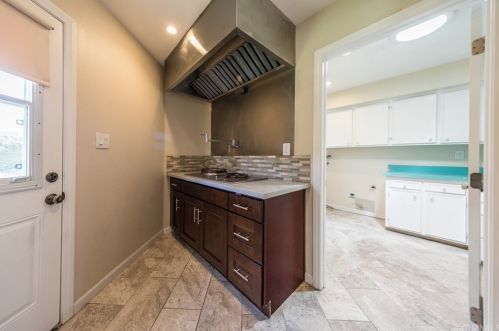 24687 Anderson Way, Loma Linda CA  92354-3451 exterior