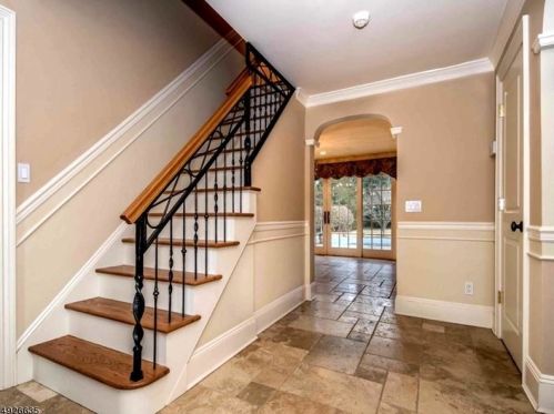 14 Echo Ln, Parsippany NJ  07834-9606 exterior