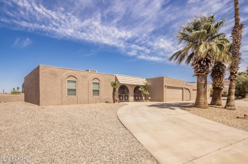 3887 Bluegrass Dr, Lake Havasu City, AZ 86406-4362