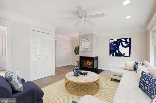 7721 Fisher Dr, Falls Church, VA 22043-1233