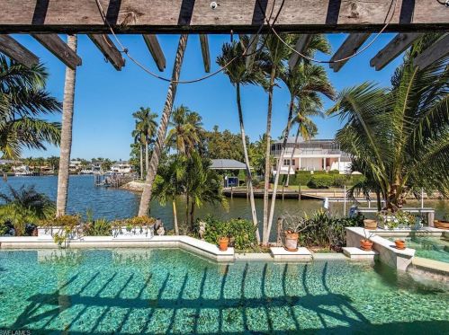 375 21st Ave, Naples, FL 34102-7603