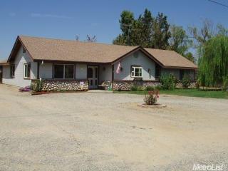 27513 Fig Ln, Newman, CA 95360-9785