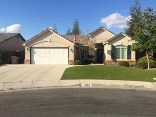 11308 Sand Bridge Ct, Bakersfield, CA 93312-8215