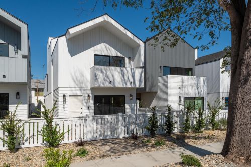 3857 Sequoia St, San Diego, CA 92109-6518