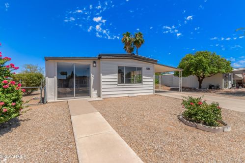 918 Evangeline Ave, Mesa, AZ 85208-3036