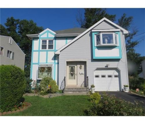 31 Nimitz Pl, Iselin NJ  08830-2329 exterior