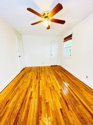 2789 Hone Ave, Bronx NY  10469-3807 exterior