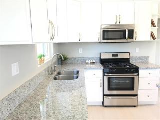319 137th St, Los Angeles, CA 90061-2601
