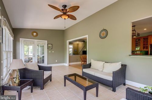 12664 Crabtree Falls Dr, Bristow VA  20136-2161 exterior