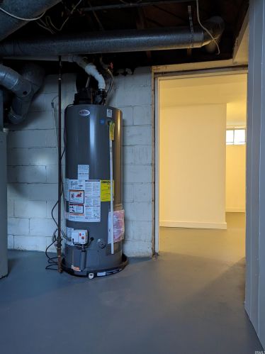 181 Gage Ave, Elkhart IN 46516-4455 exterior