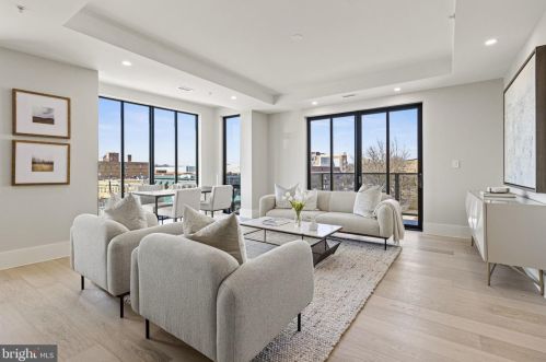 3219 Wisconsin Ave, Washington, DC 20016-3805