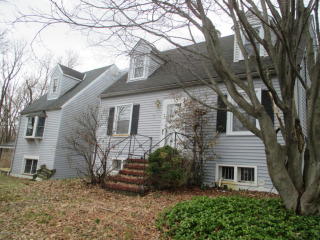 336 3rd St, Bangor, PA 18013-2522