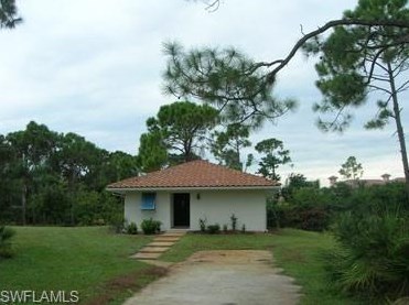 301 Ridge Dr, Naples, FL 34108-2939