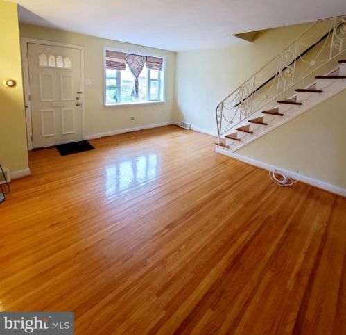 7149 Eastwood St, Philadelphia, PA 19149-1206