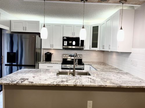405 Buttonwood Ln, Boynton Beach, FL 33436-7112