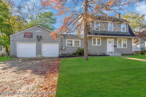 16 Caranetta Dr, Lakewood NJ  08701-3106 exterior