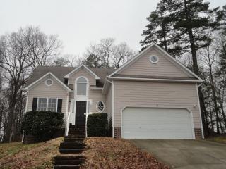 4805 Adams Ridge Dr, Greensboro NC  27407-5832 exterior