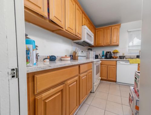 1182 Leigh Ave, San Jose CA 95126-4526 exterior