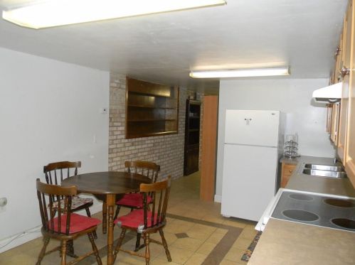 18 Eddy St, Providence RI 02903-1702 exterior