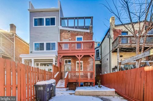 2119 1st St, Washington DC  20001-1004 exterior