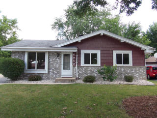 6950 80th Ct, Milwaukee, WI 53223-4955