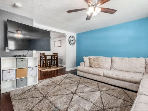 2673 Brunswick Dr, Darbydale OH  43123-2121 exterior