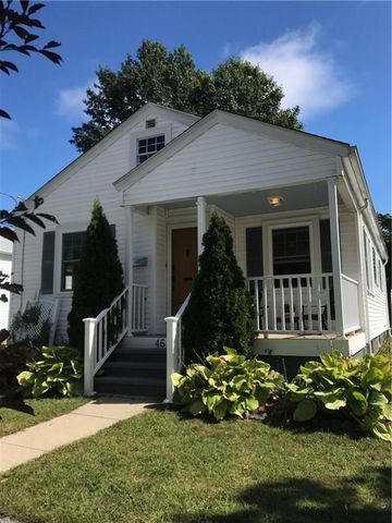 46 Iona St, Providence, RI 02908-2308