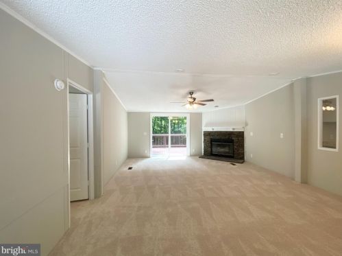 10747 Fauntleroy Ln, Spotsylvania, VA 22551-4564