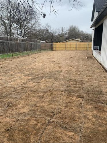 9108 Shoshone Trl, Lewisville TX  75022-7039 exterior