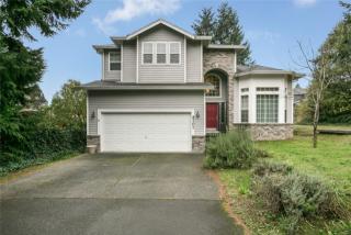 4701 166th St, Seattle, WA 98188-3285