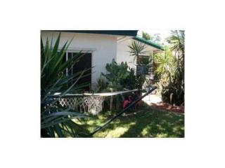 2425 Funston St, Hollywood, FL 33020-5835