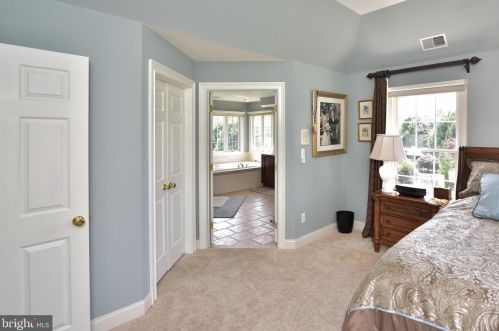 116 Osborne Cir, Kennett Sq PA  19348-1910 exterior