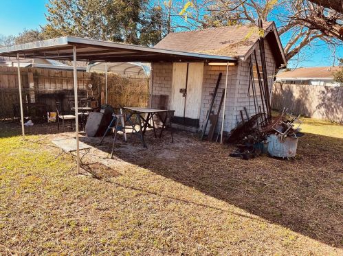 2471 Princess Carol Ct, Orlando FL  32807-8523 exterior