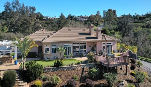 550 Old Stagecoach Run, Alpine CA  91901-1478 exterior