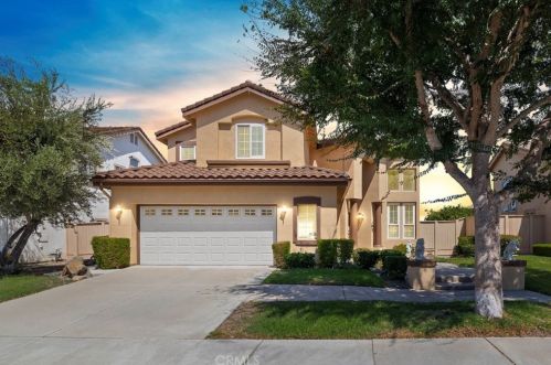 7 Villa Valtelena, Lake Elsinore CA  92532-0110 exterior